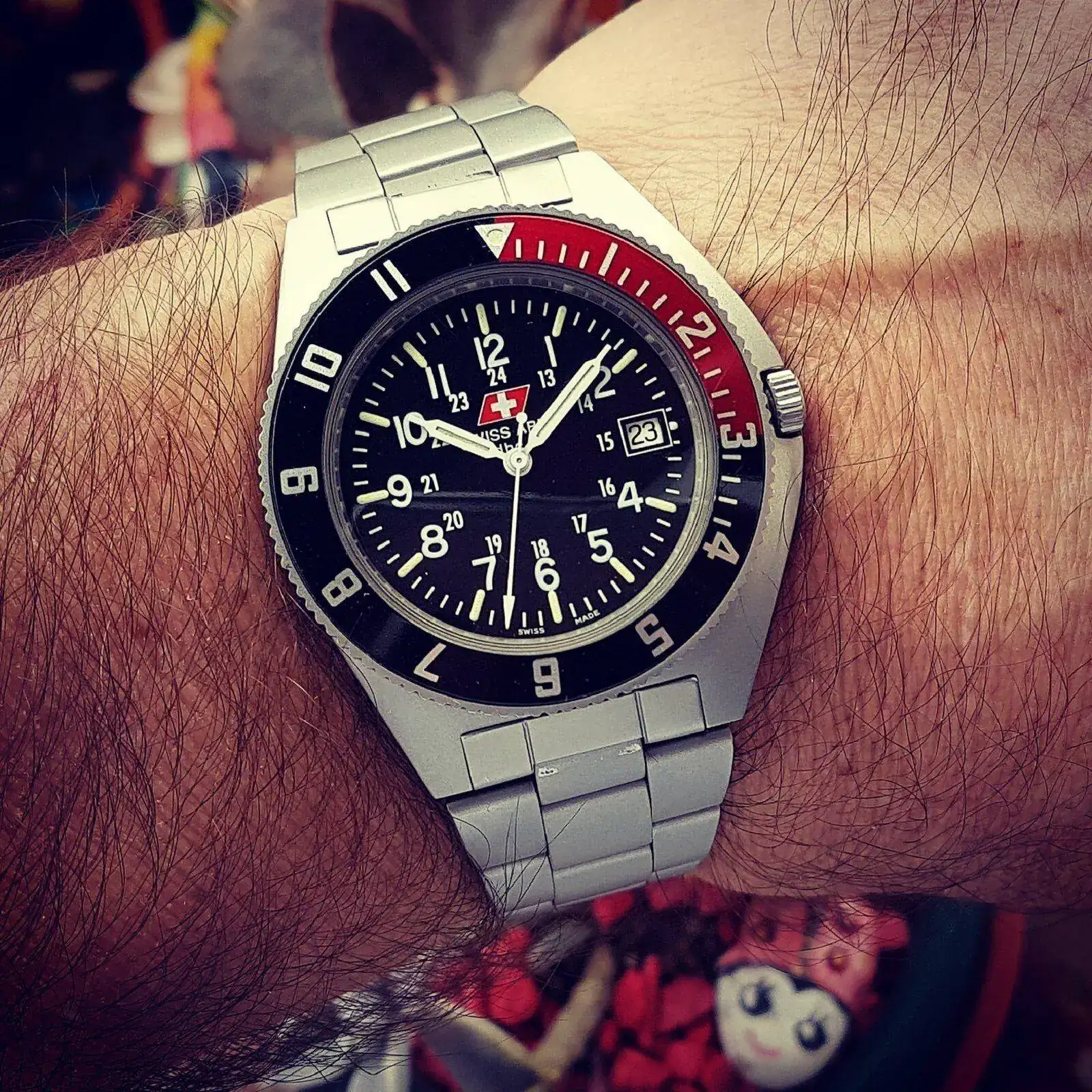 Victorinox Swiss Army HC-1126 (1).jpg