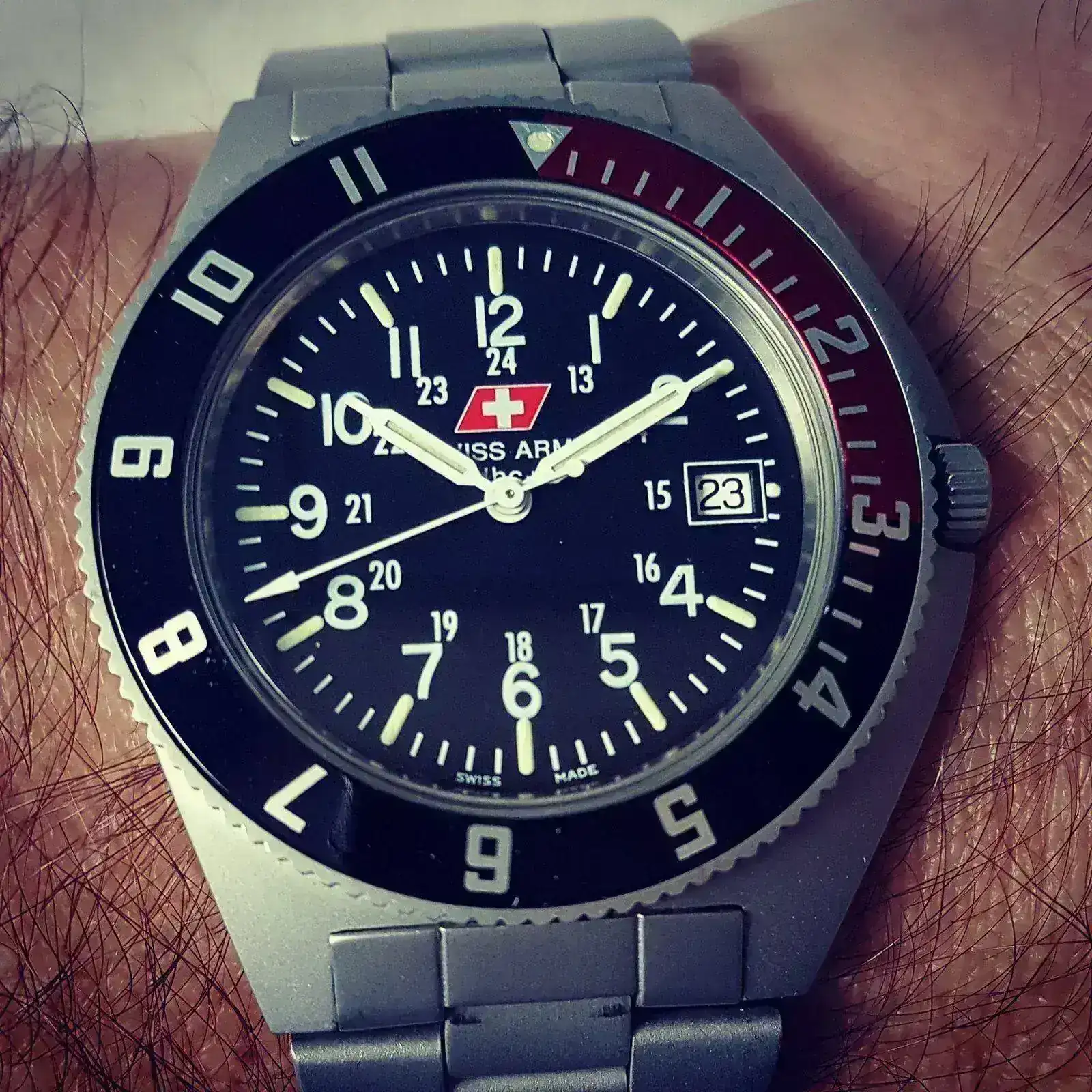 Victorinox Swiss Army HC-1126 (3).webp