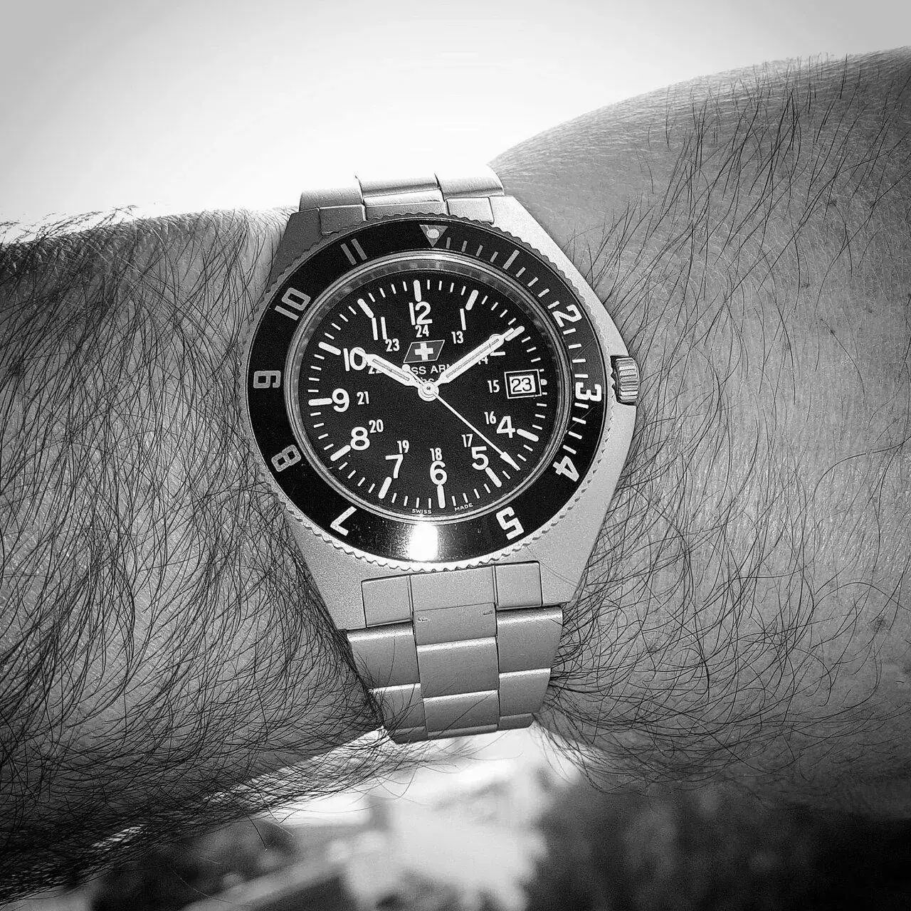 Victorinox Swiss Army HC-1126 (ByN).webp