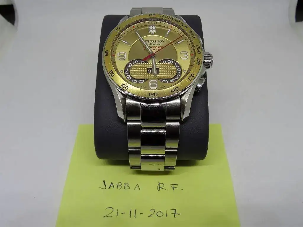 Victorinox1.webp