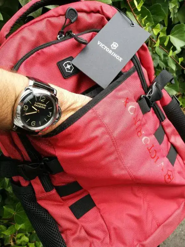 Victorinox_bag.webp