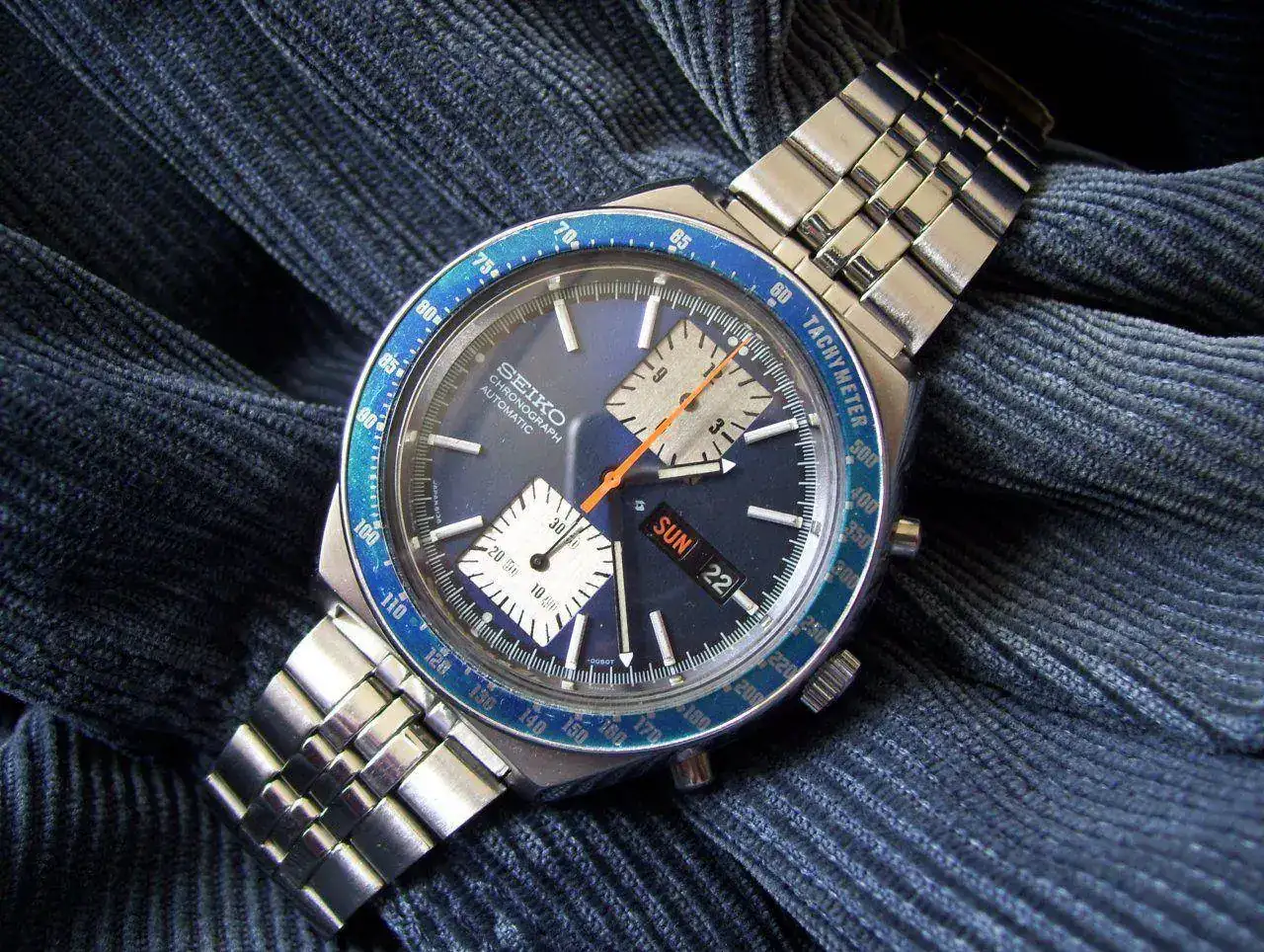 vintage-uhr-tragt-ihr-heute-teil-2-kakume-dienstag.webp