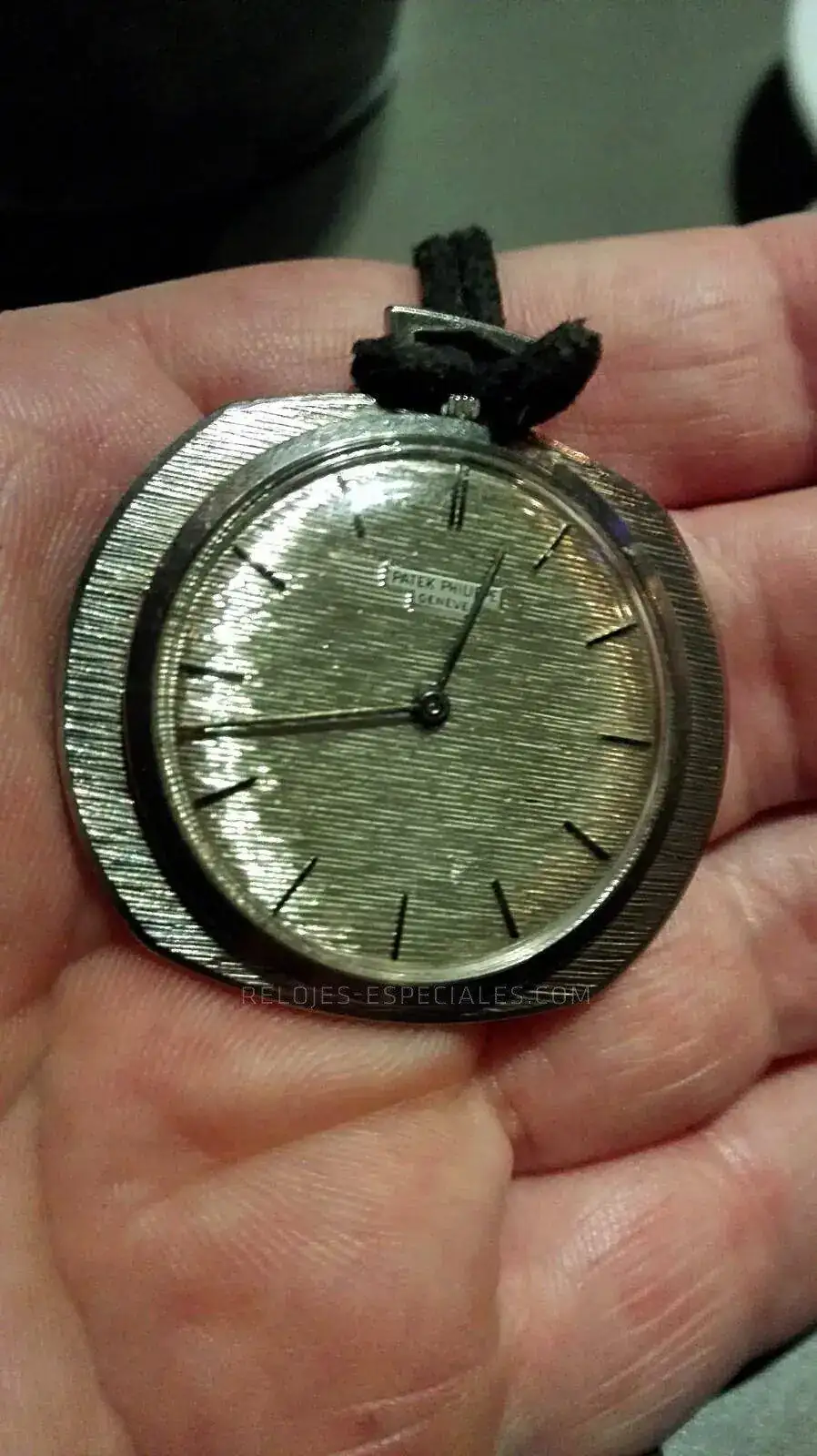 vintage-watch-35.webp