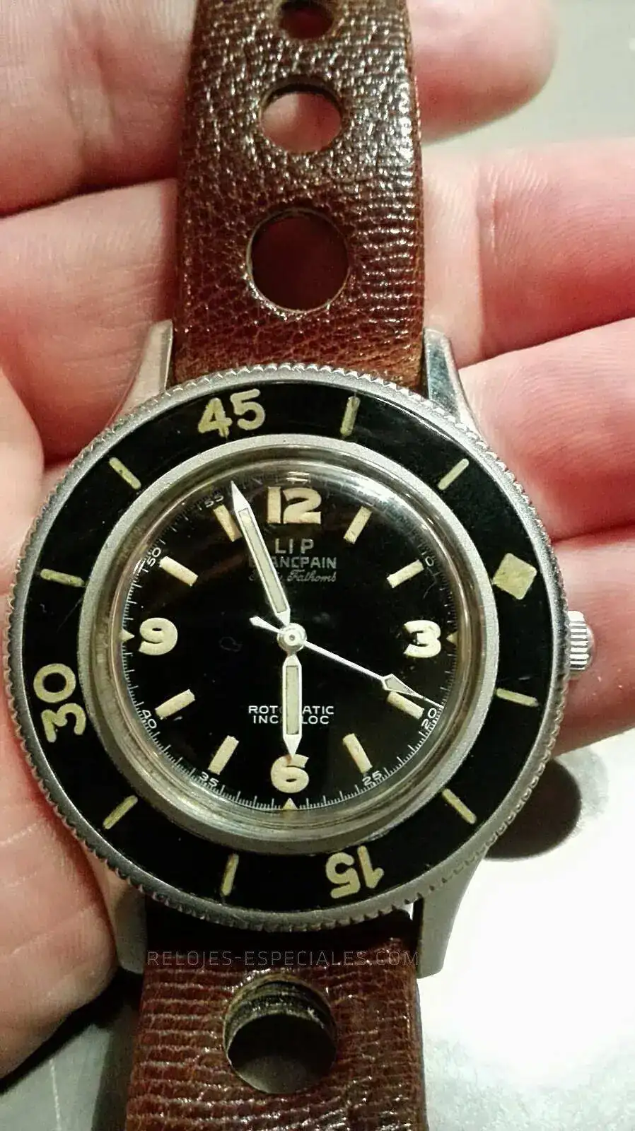 vintage-watch-36.webp