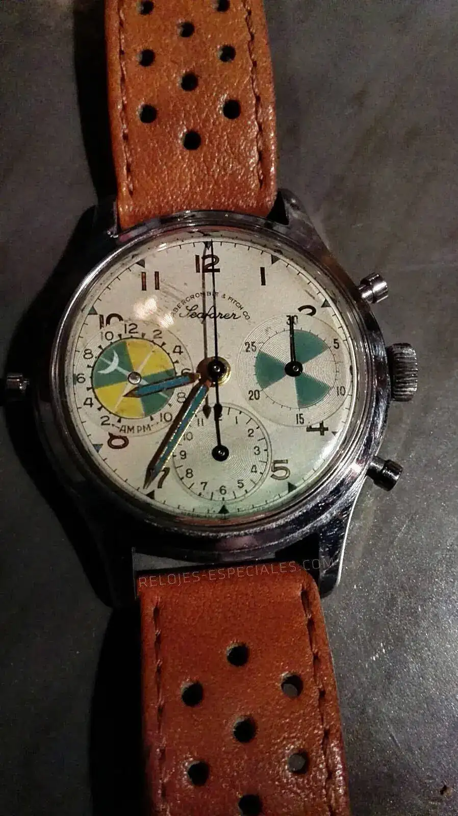 vintage-watch-40.webp