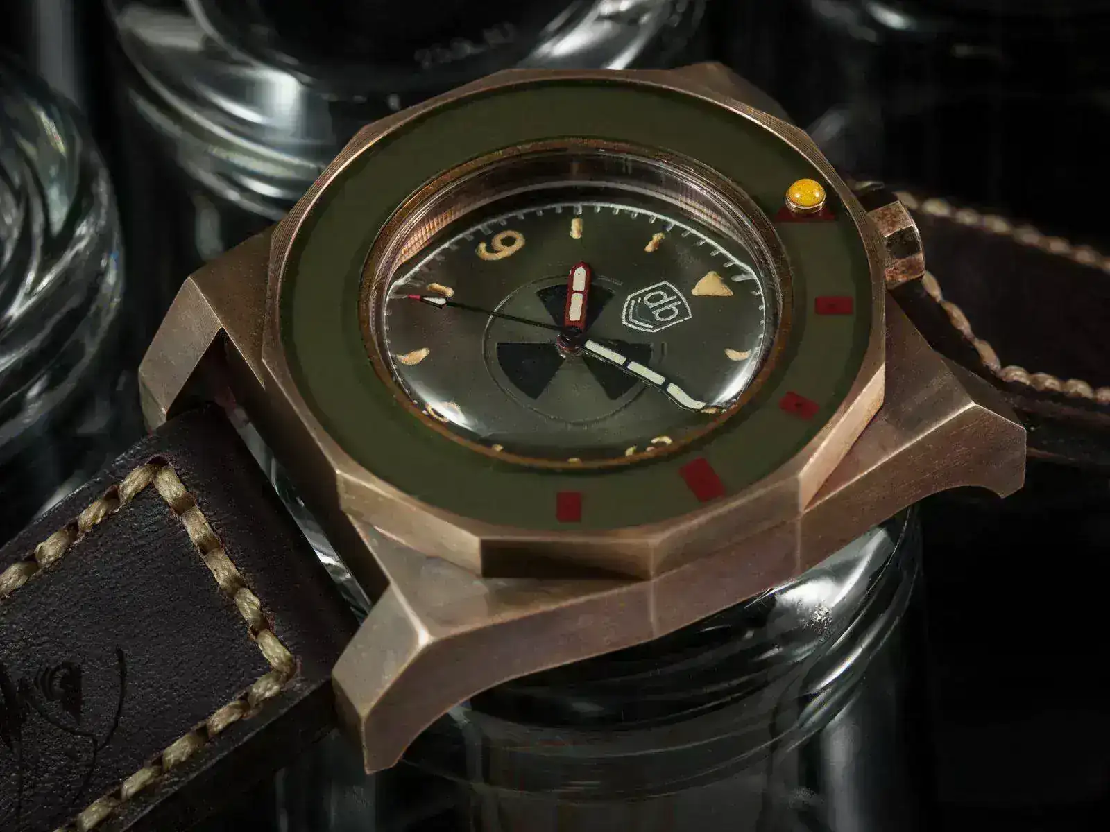 VintageVDB+IV+Red+EAGLE+02.webp