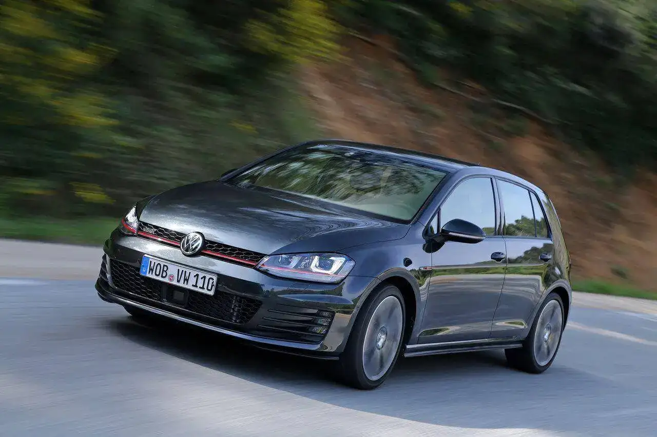 volkswagen-golf-7-gti-049-960x640.webp