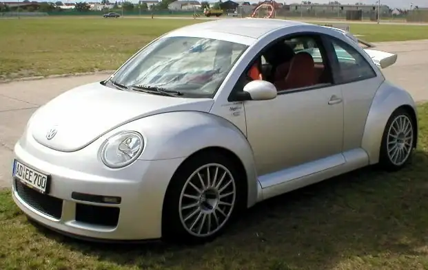 Volkswagen_New_Beetle_RSi.webp