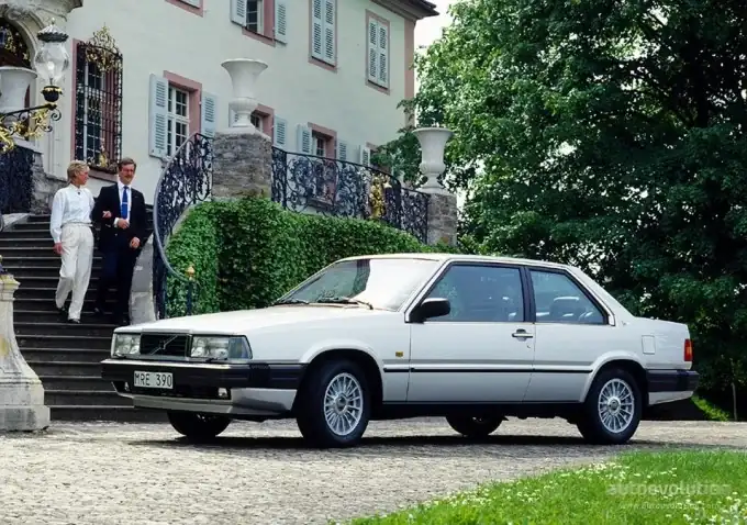 VOLVO780-medium-2293_4.webp