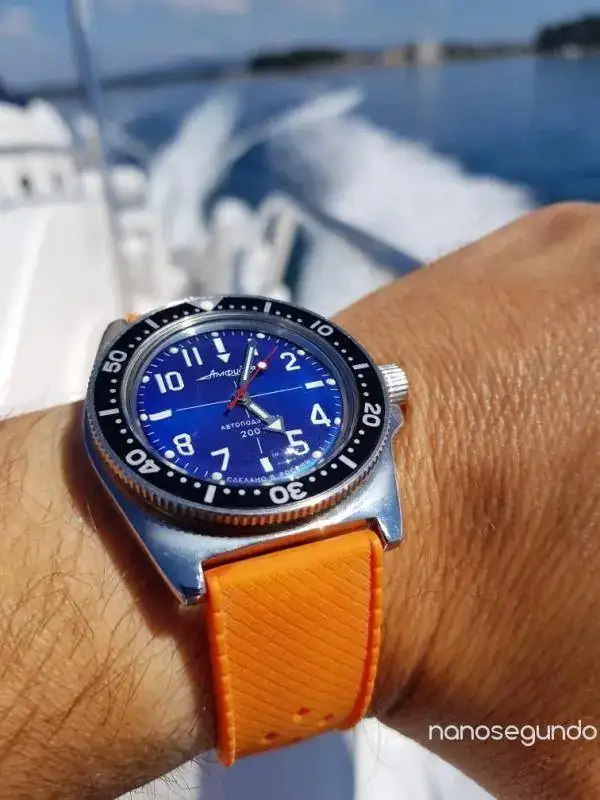 Vostok Amphibia 110648 Orange 02.webp