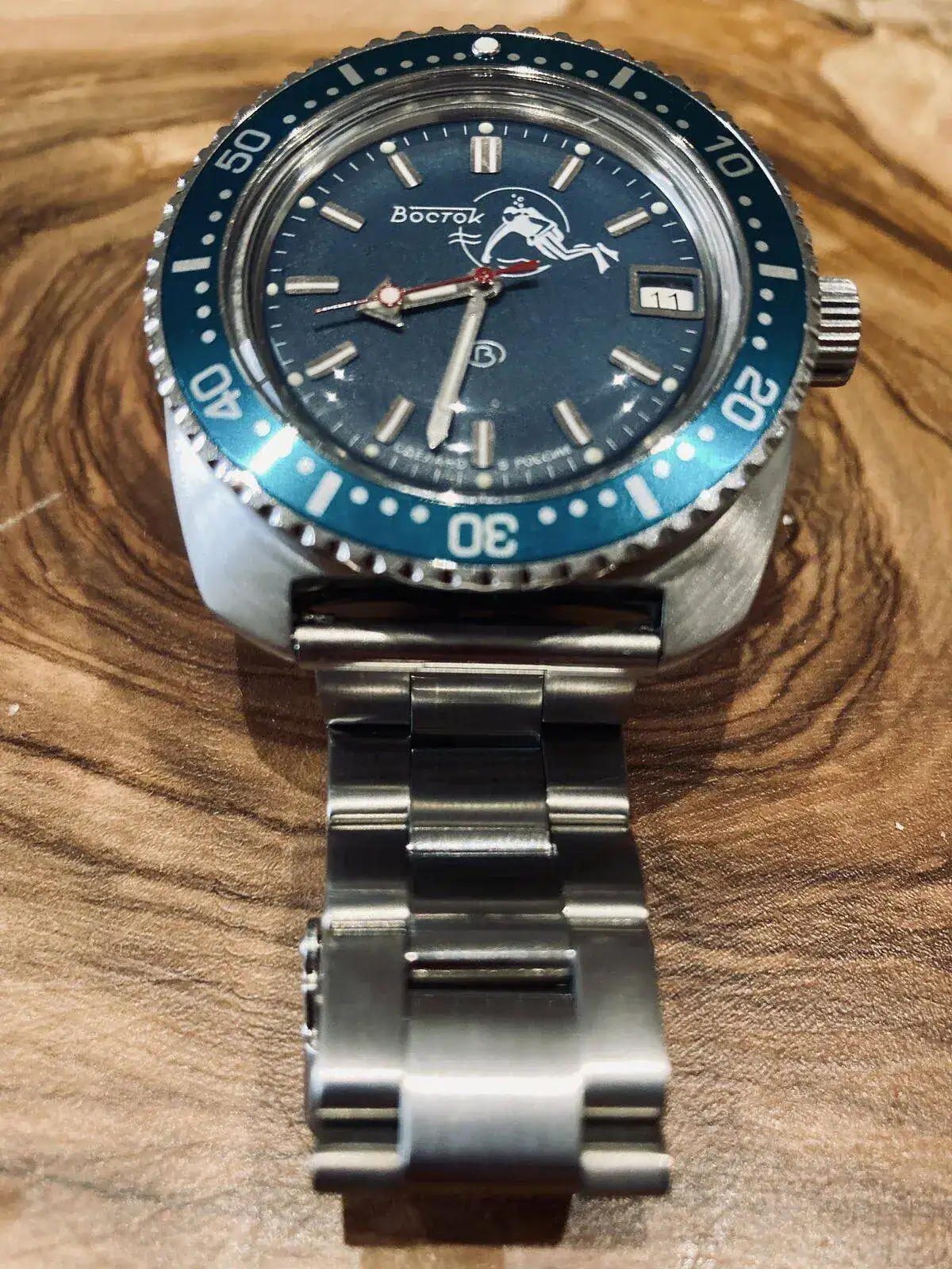 Vostok Amphibia 710 Scuba Blue_PJMA_1.webp