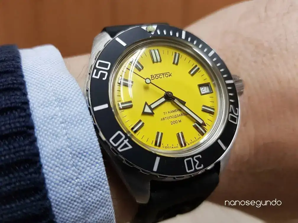 Vostok Amphibia SE 020B33Uni 01.webp