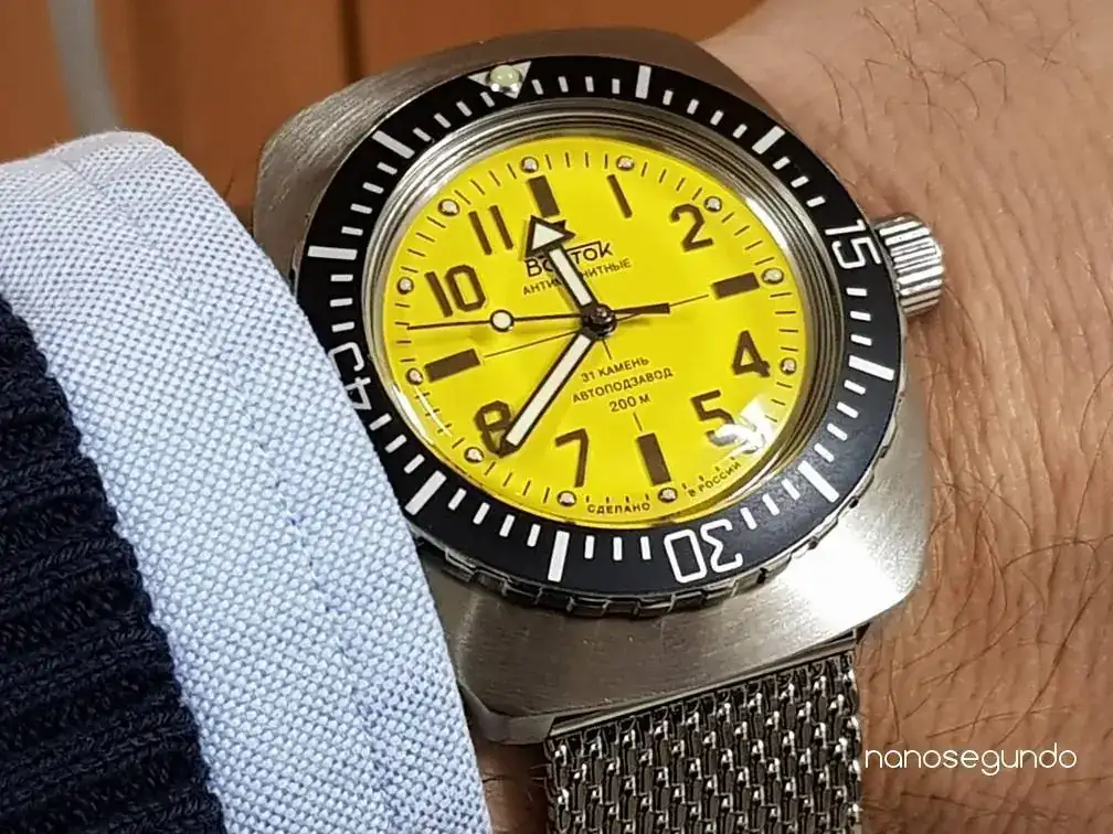 Vostok Amphibia SE 090B36 01.webp