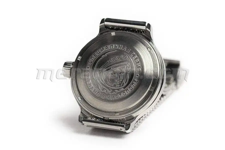 Vostok-Amphibian-2415-420621B-4-max-900.webp