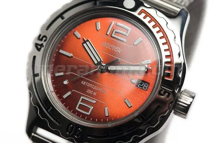 Vostok-Amphibian-2416-100368B-SE-2-max-900.webp