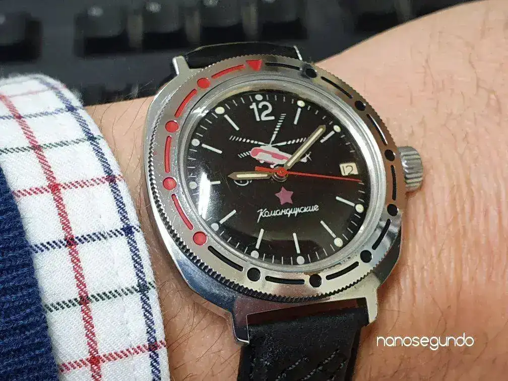 Vostok Komandirskie Helicopter 01.webp