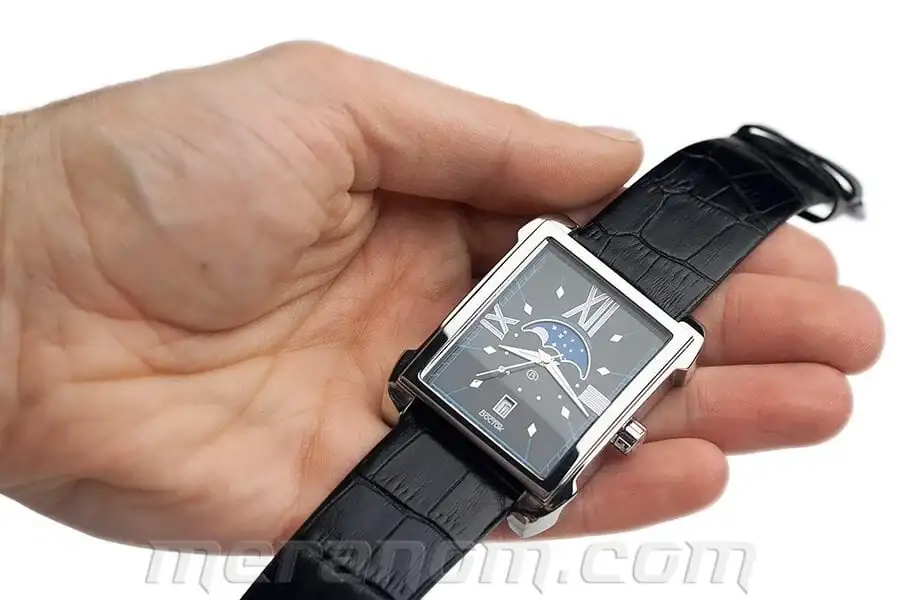 Vostok_Megapolice_830299_3-max-900.webp