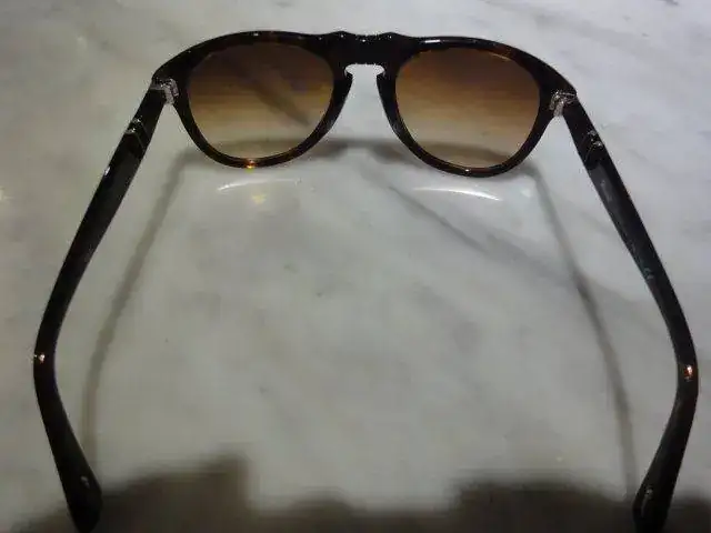 vQGk1ChC_o.webp