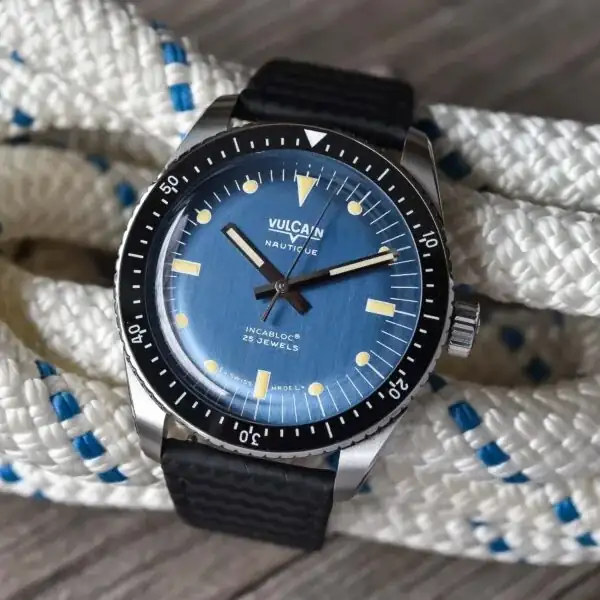 Vulcain-Skindiver-Nautique-38mm-hands-on-review-4-600x600.jpg