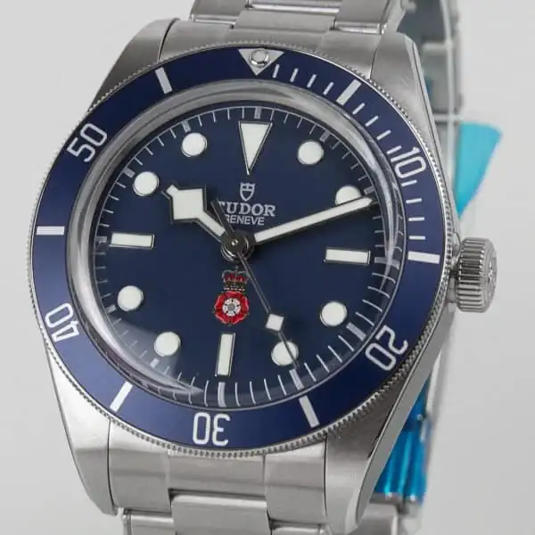 vy-Blue-39mm-Stainless-Steel-79030B_F1-3-1-600x600.webp