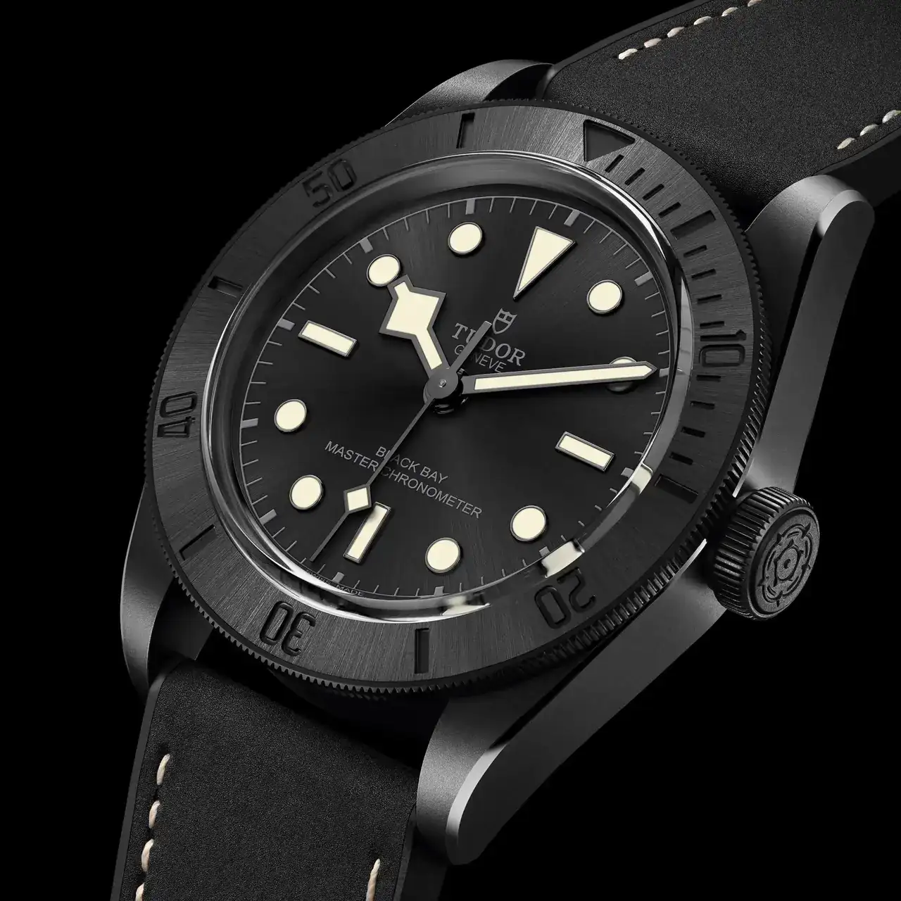 watch-black-bay-ceramic-popin-essence-of-black-bay.webp