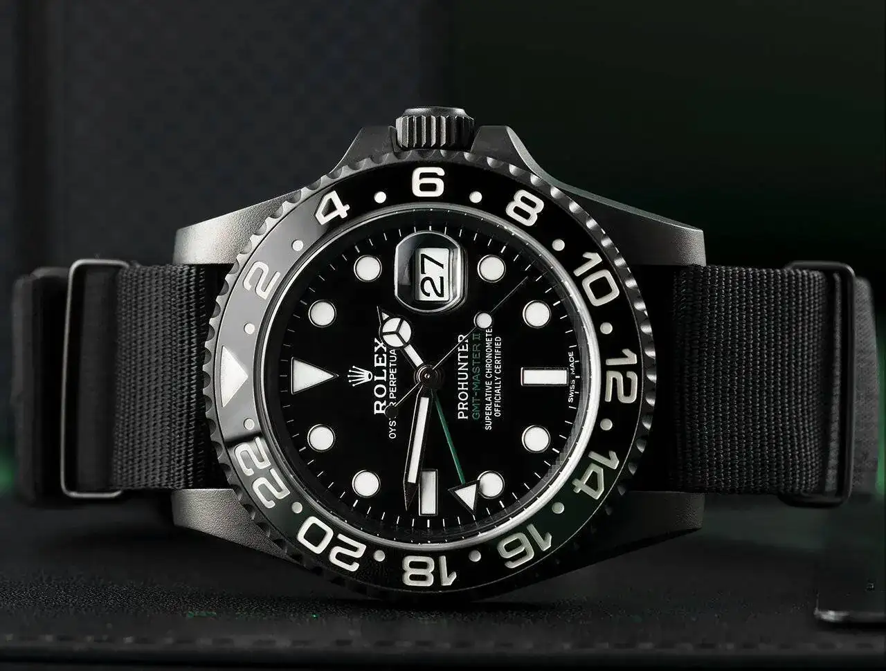 watch-club-pro-hunter-gmt-master-ii-116710ln-limitededition-ref-116710ln-year-2020-1688636706...webp
