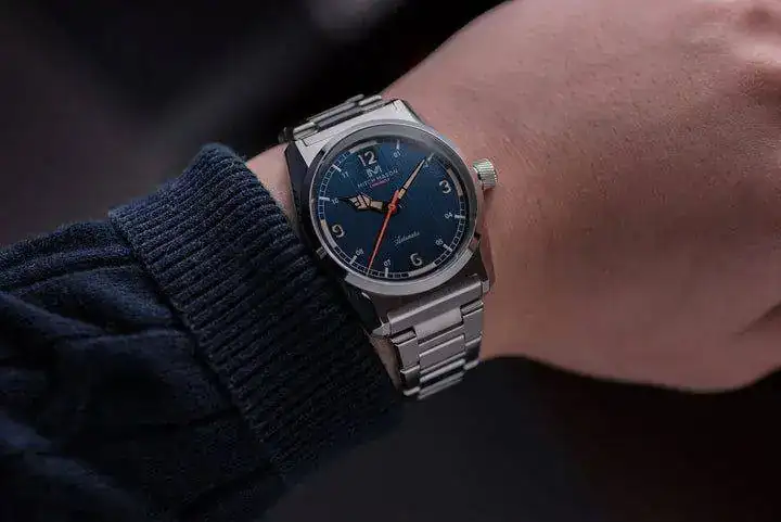 Watch_1873_Blue_720x (1).jpg