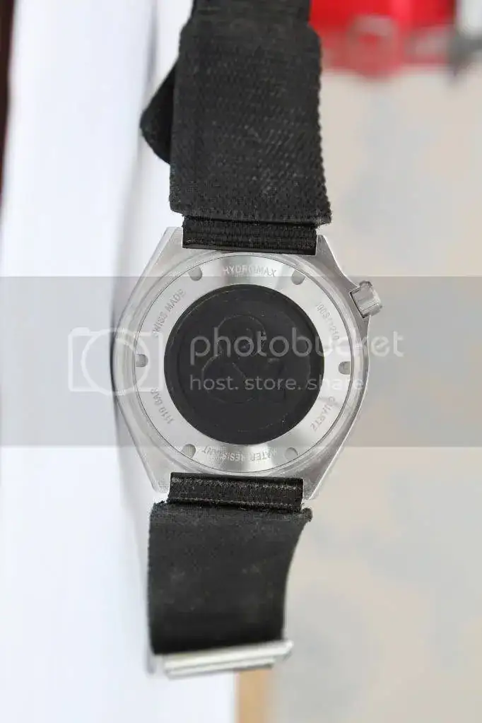 watch_back.webp