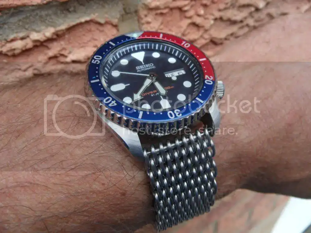 Watchpics026.webp