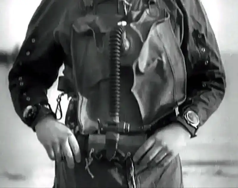 wearing-Panerai-Watch-During-World-War-II-Close-up.webp