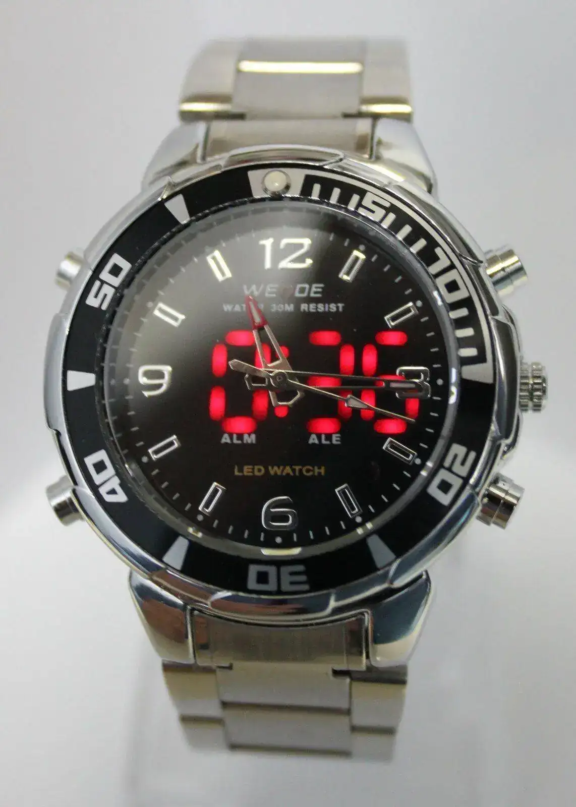 Weide frontal 02.webp