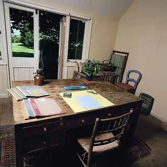 wirginia woolf mesa de trabajo.webp