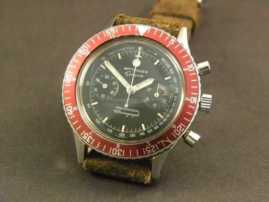 wittnauer-chronograph-red-bezel.webp