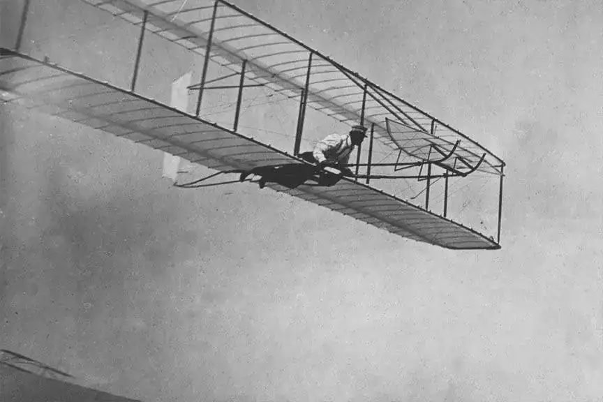 wright-brothers-flight.webp