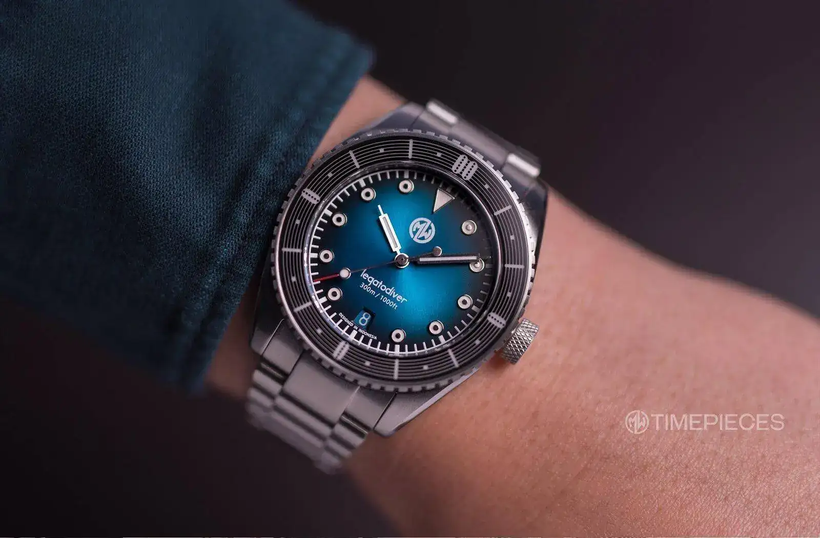 WRIST_TEAL.webp