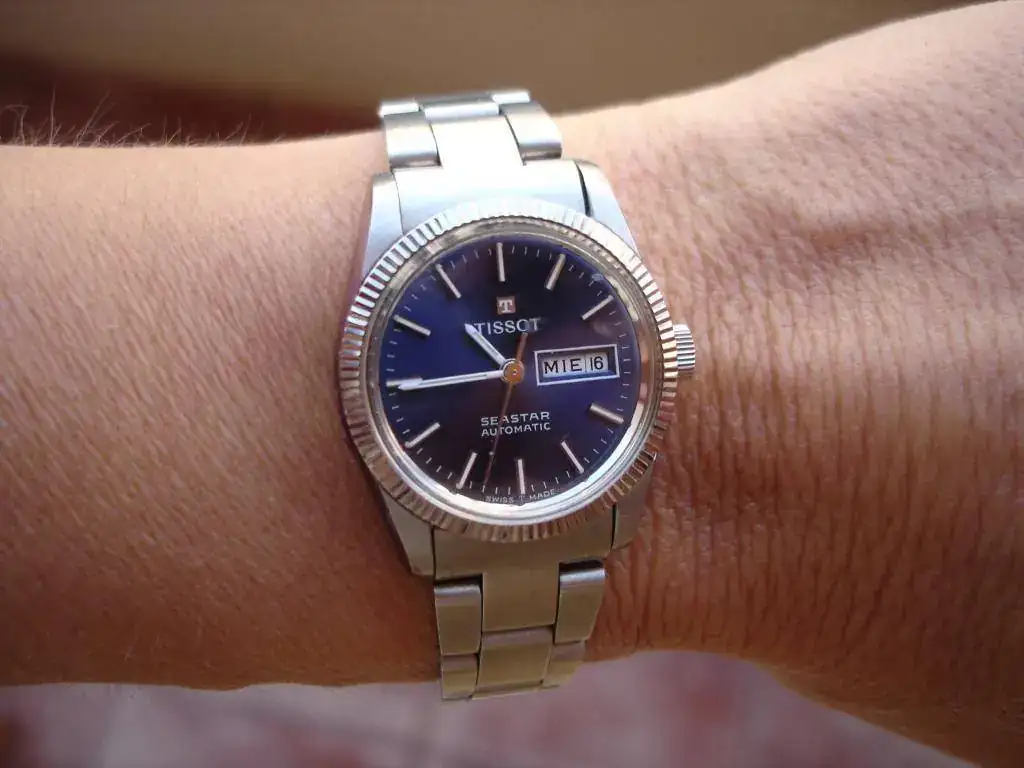 wristshot tissot frente nitido.webp