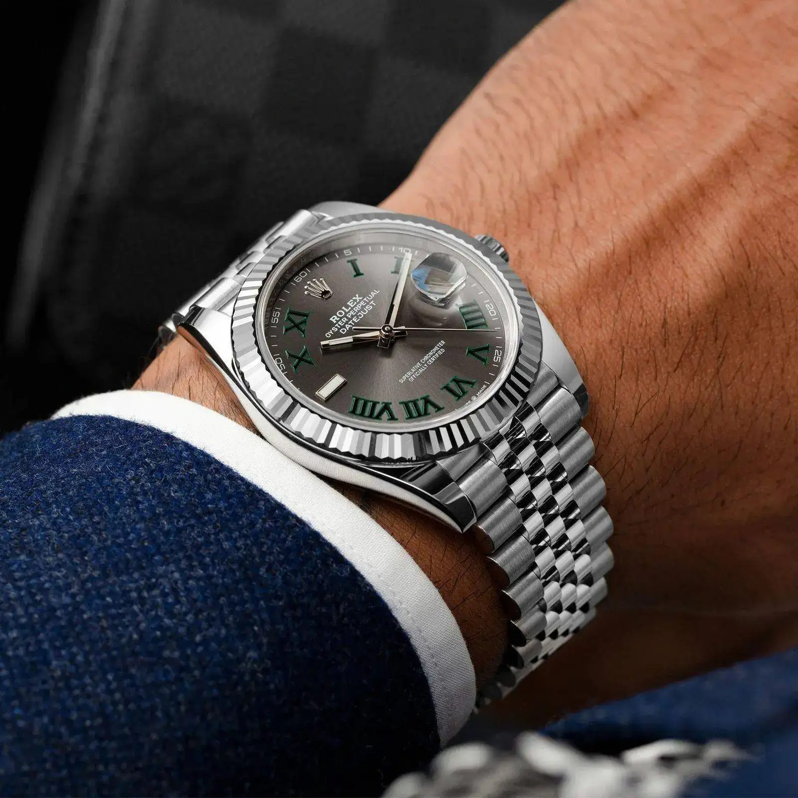 WTC_Rolex-Datejust-41-Wimbledon-Jubilee_126333_lifestyle.webp