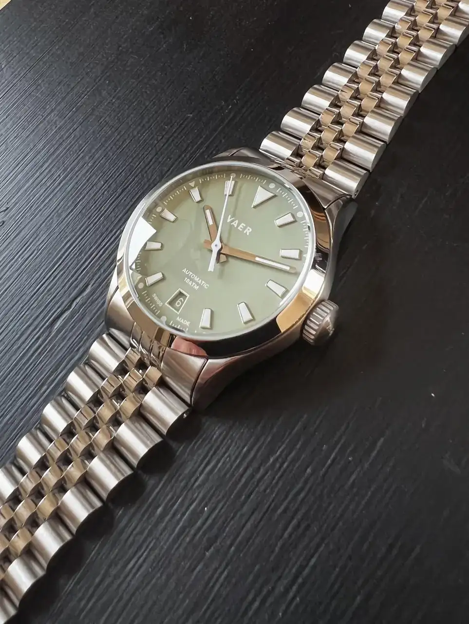 wts-vaer-a7-atlas-olive-swiss-made-auto-36mm-v0-vojxjmcxqs0b1.webp