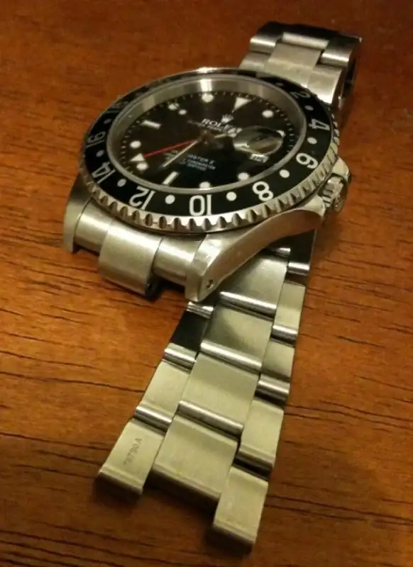 xF4MM.webp