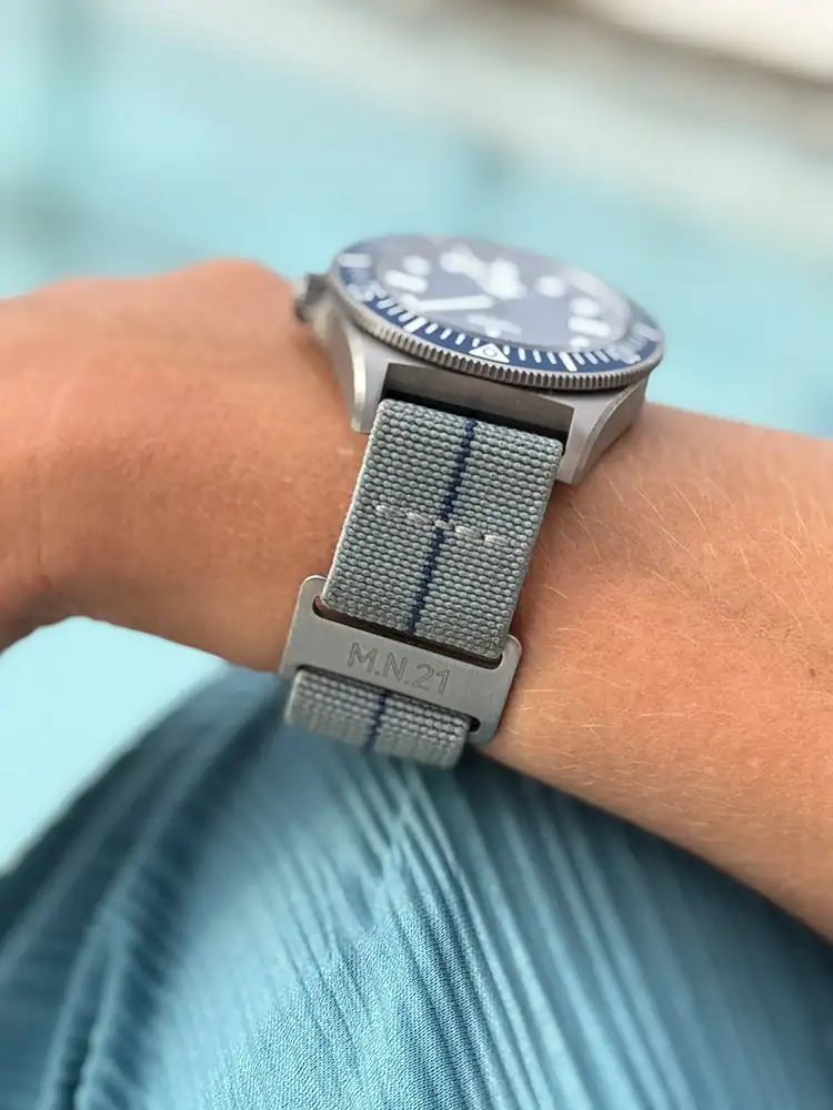 xl-wrist-m.webp