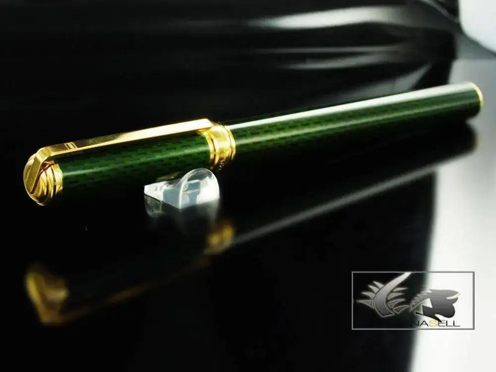 y-Fountain-Pen-Chinese-lacquer-Gold-trim-431239--1.webp