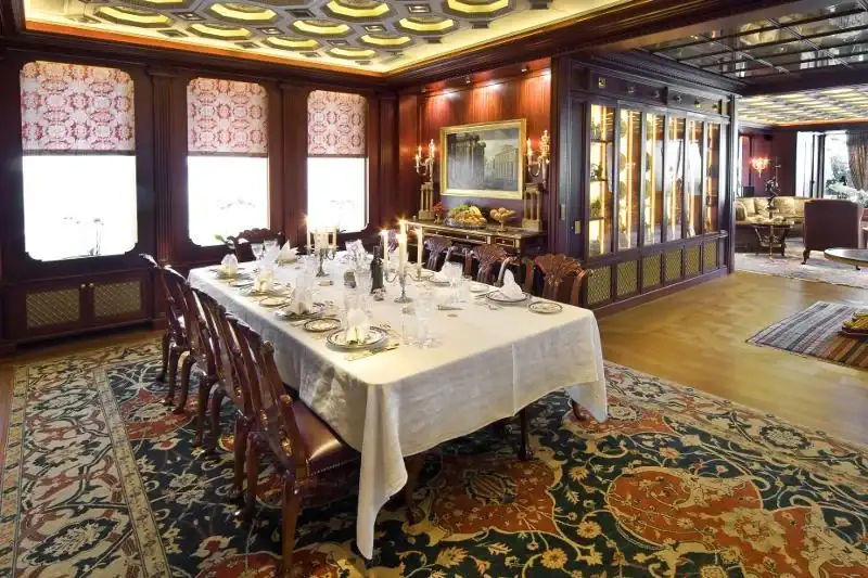 yacht-samar-interior-9.webp