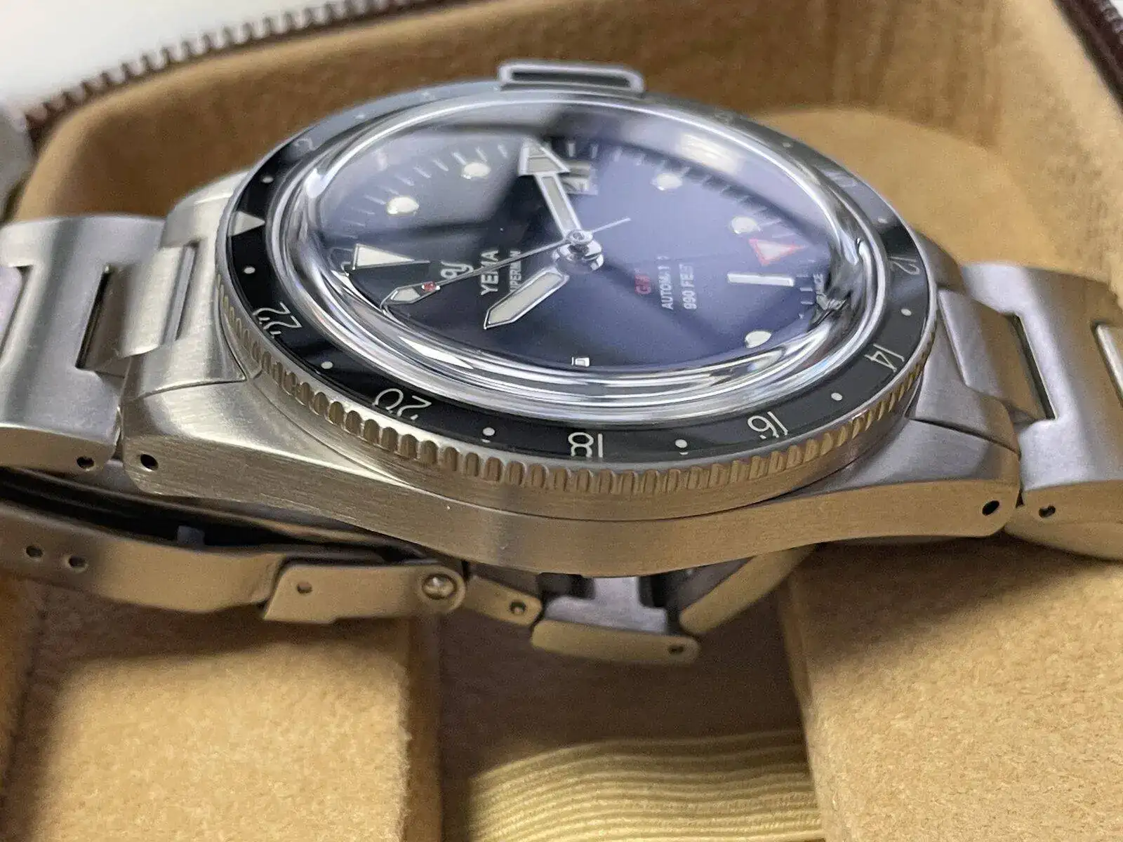 Yema Superman GMT Gris:Negro 10.webp