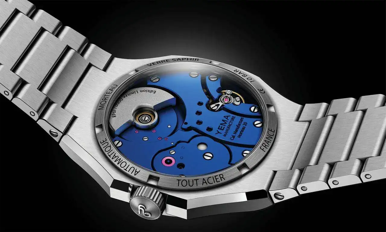yema-wristmaster-traveller-back-view-blue--web-1667539989600.webp