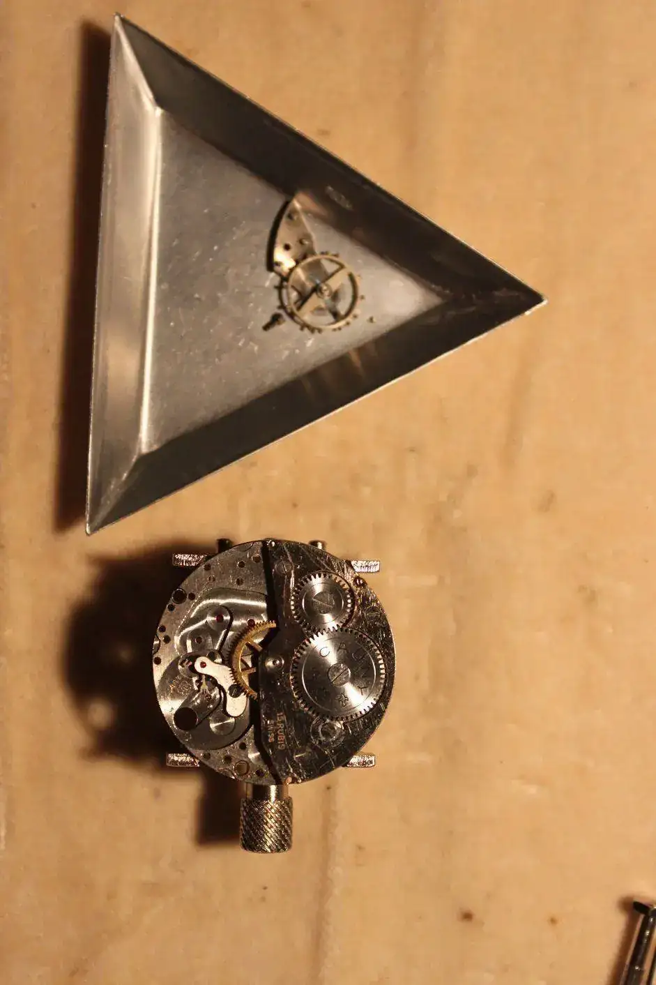 z45941742712.webp