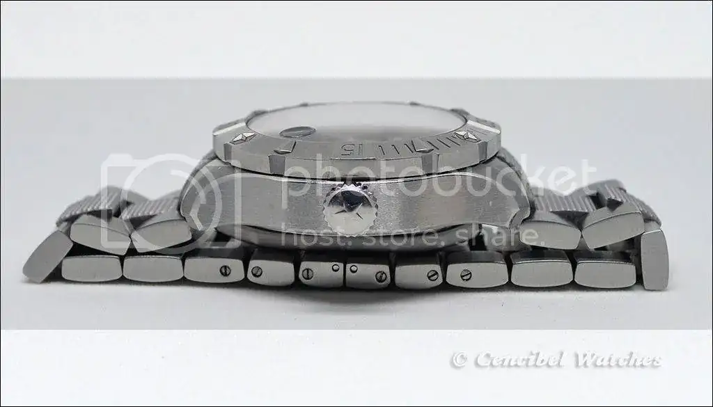 Zenith%20Defy%20030516685%20foto%205_zpsst9clx4v.webp