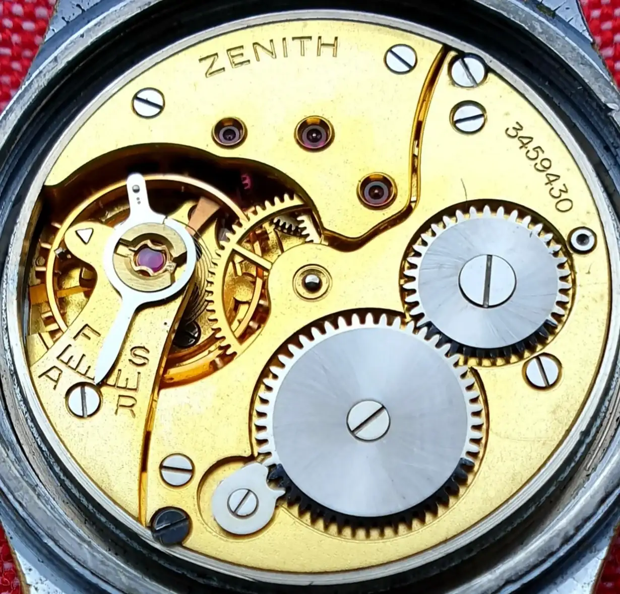 ZENITH 3, Cal. Zenith 12.4.6.webp