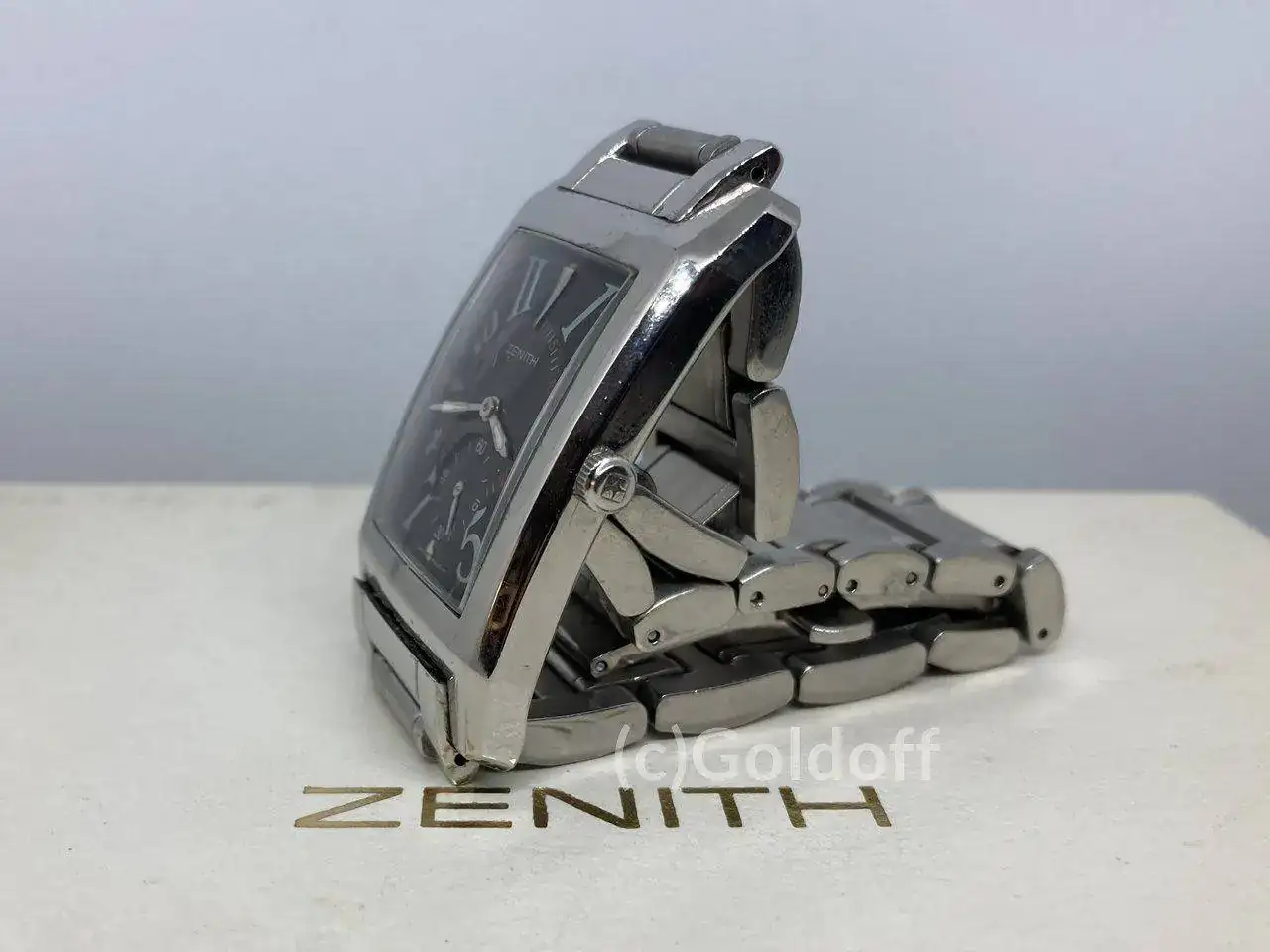 Zenith-3.webp