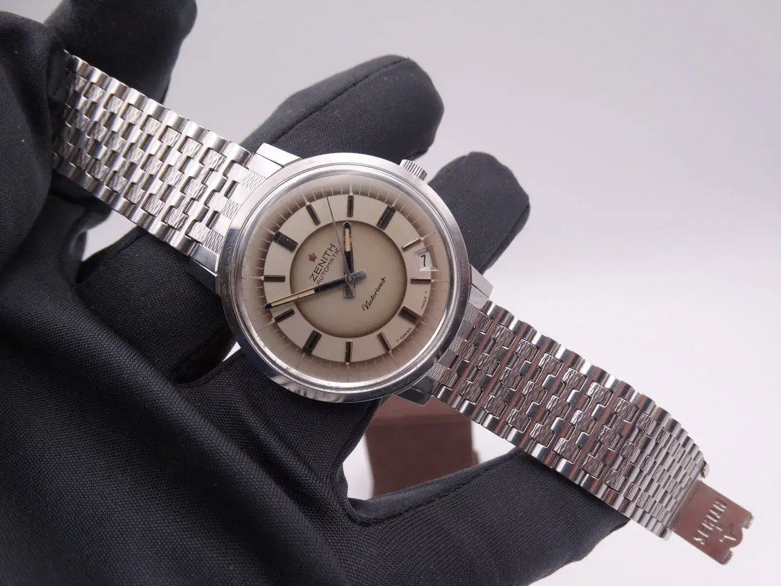 Zenith Automatic Vintage 6930.webp