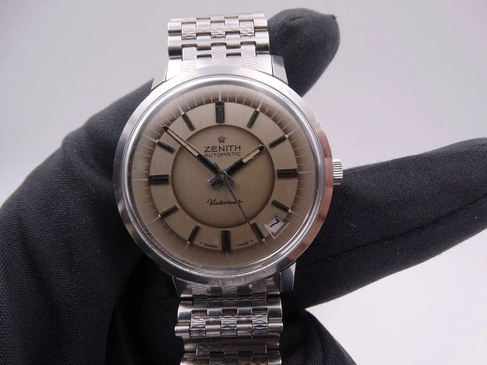 Zenith Automatic Vintage 6933.webp